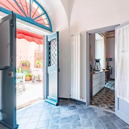 Апартаменты Il Bivacco Historic Terrace Flat - Happy