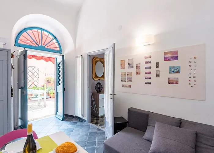 Imp - Il Bivacco - Happy Apartment Imperia